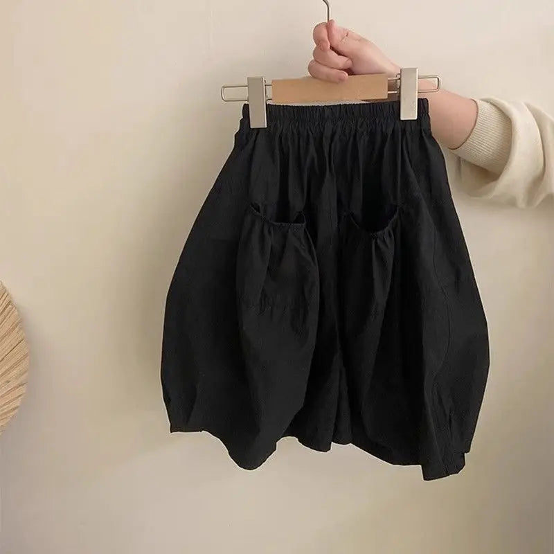 Girl's short sleeved cake top and pants